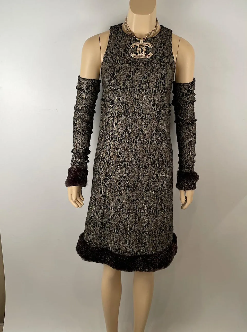 Chanel 05A 2005 Fall Removable sleeves/gloves Dress FR 38 US 4