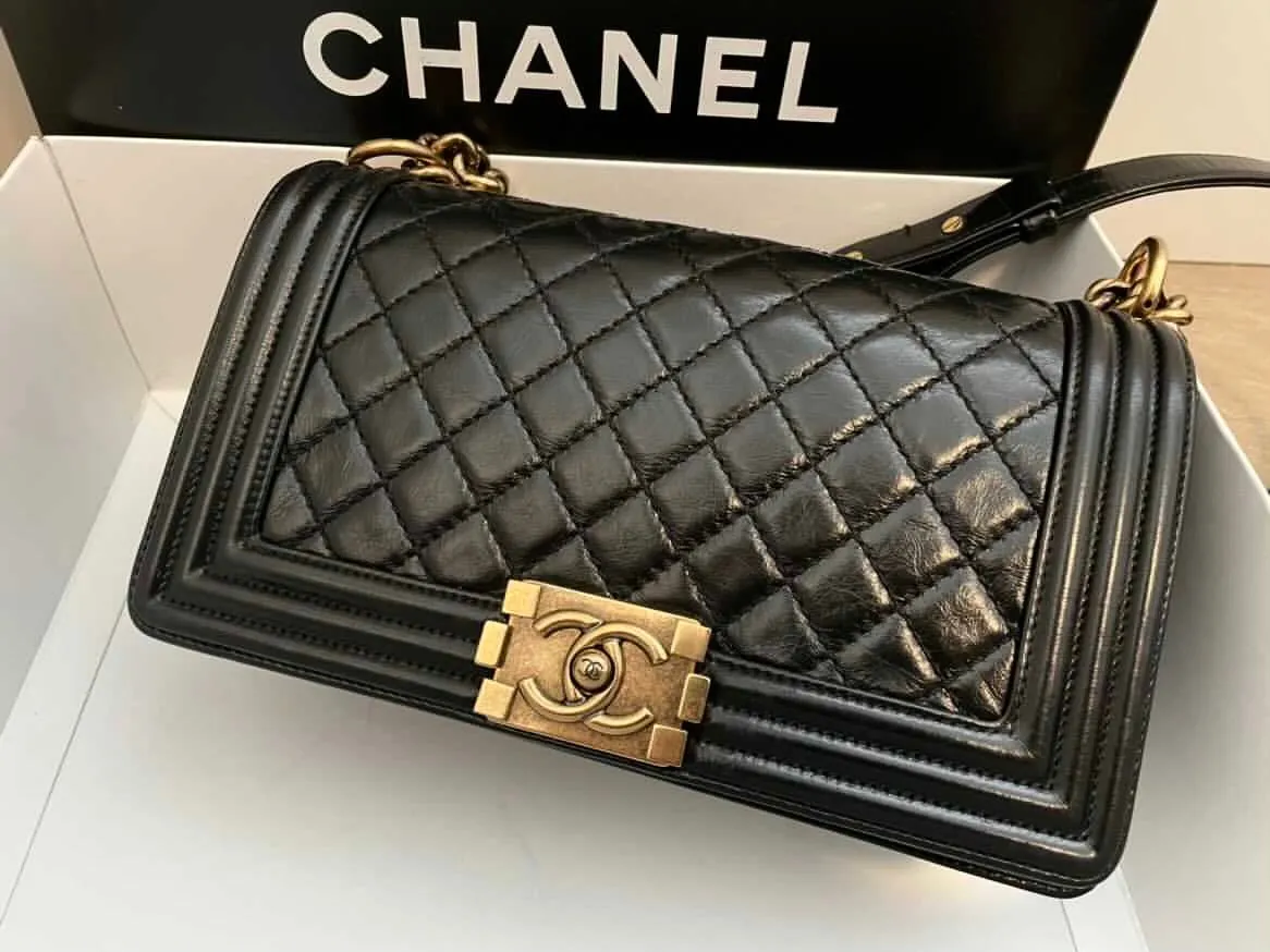 Chanel le boy bag