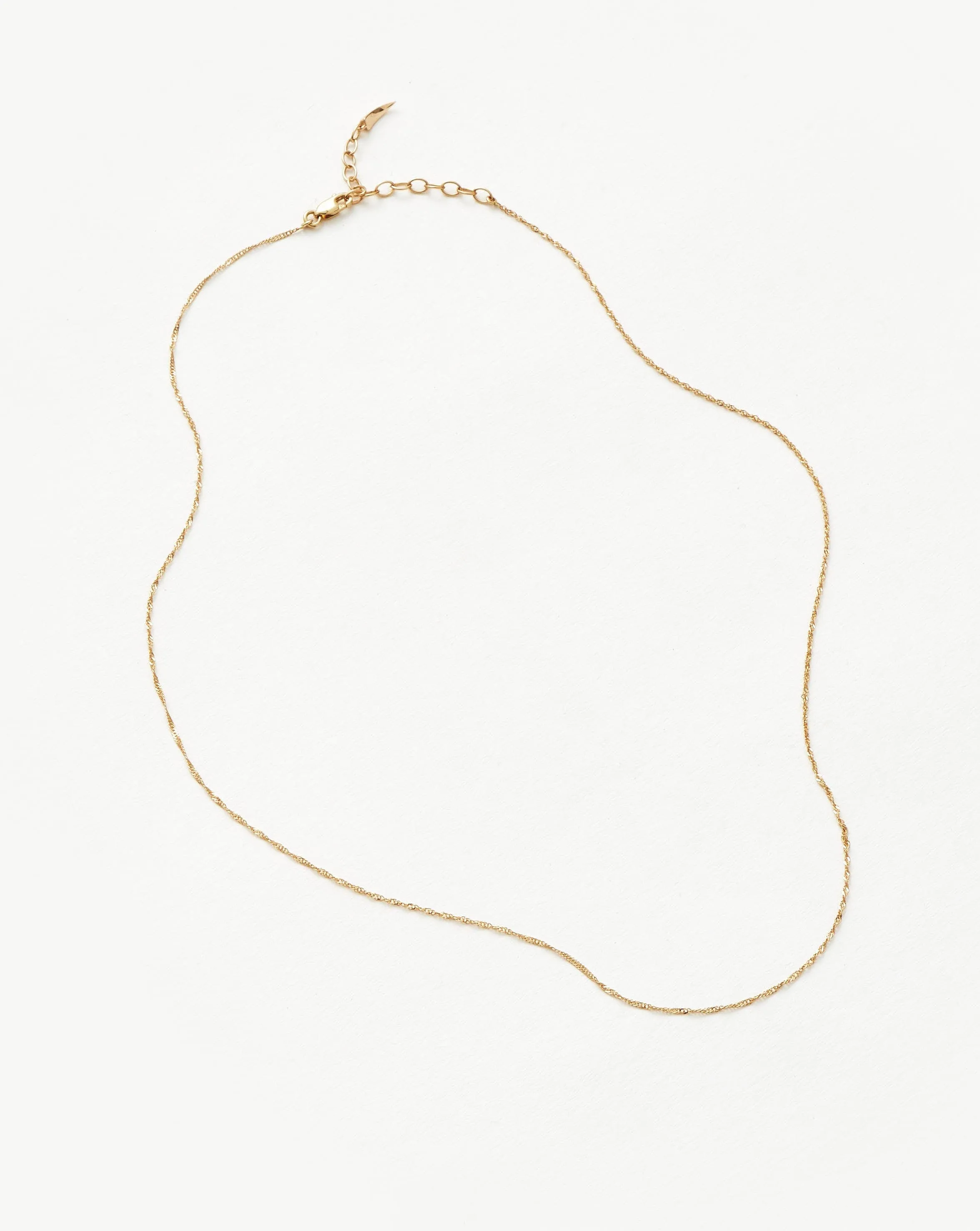 Fine Twisted Short Chain Necklace