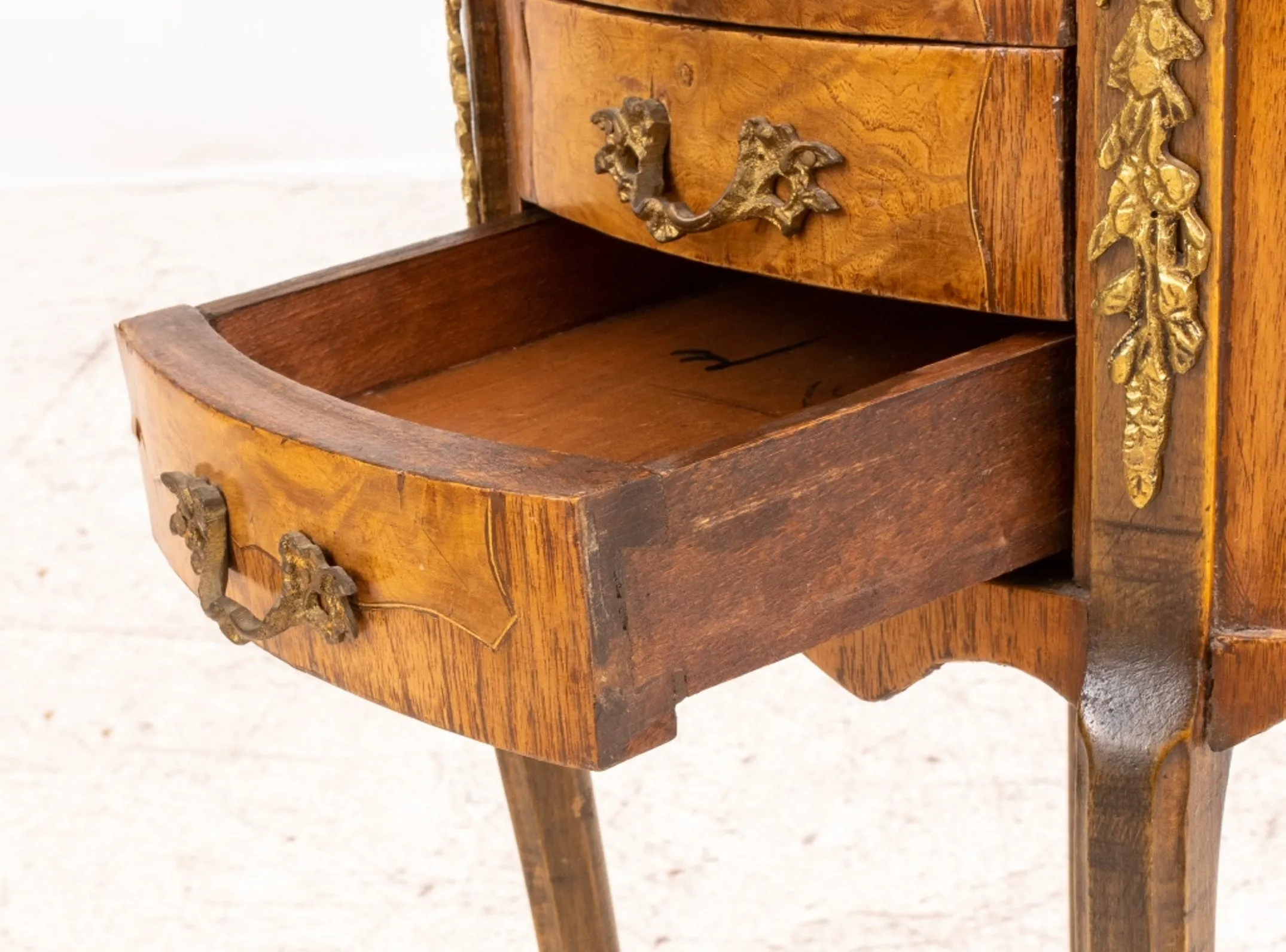 Louis XV/XVI Transitional Style Side Table