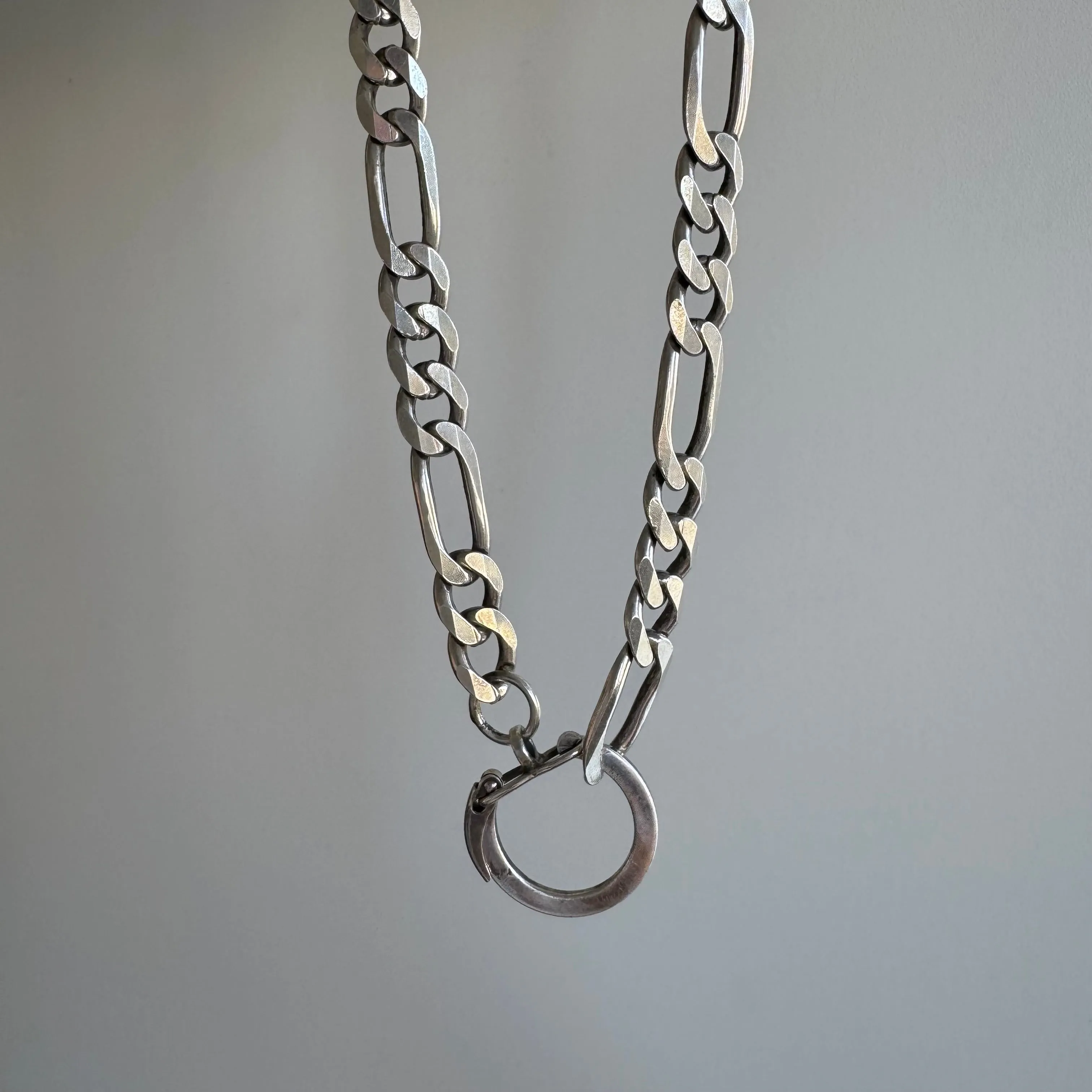 reimagined V I N T A G E // connected possibilities / sterling silver heavy figaro chain with connector clasp / 21, 52g