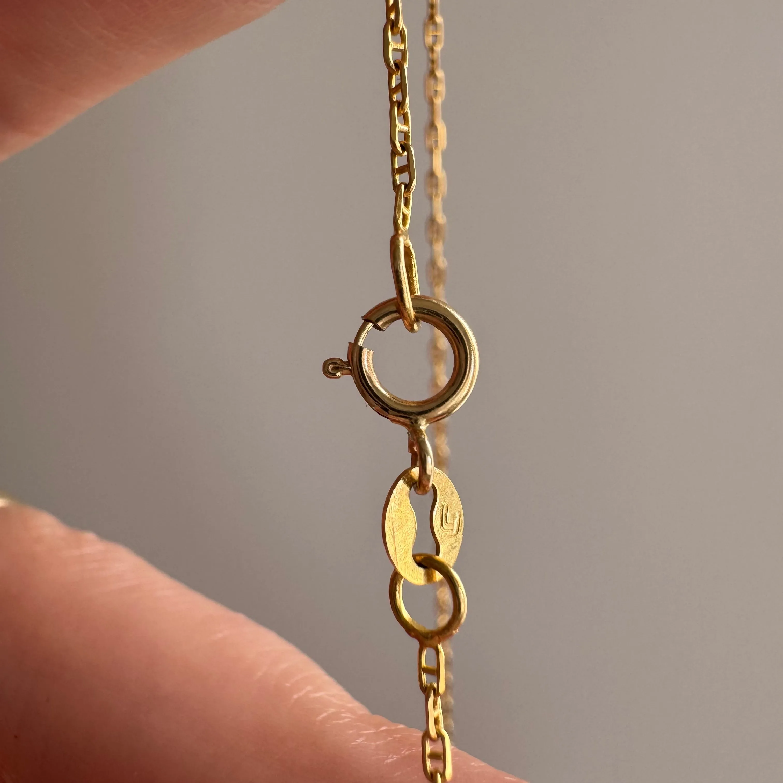 V I N T A G E // dainty anchor / 14k yellow gold dainty mariner anchor link chain / 16