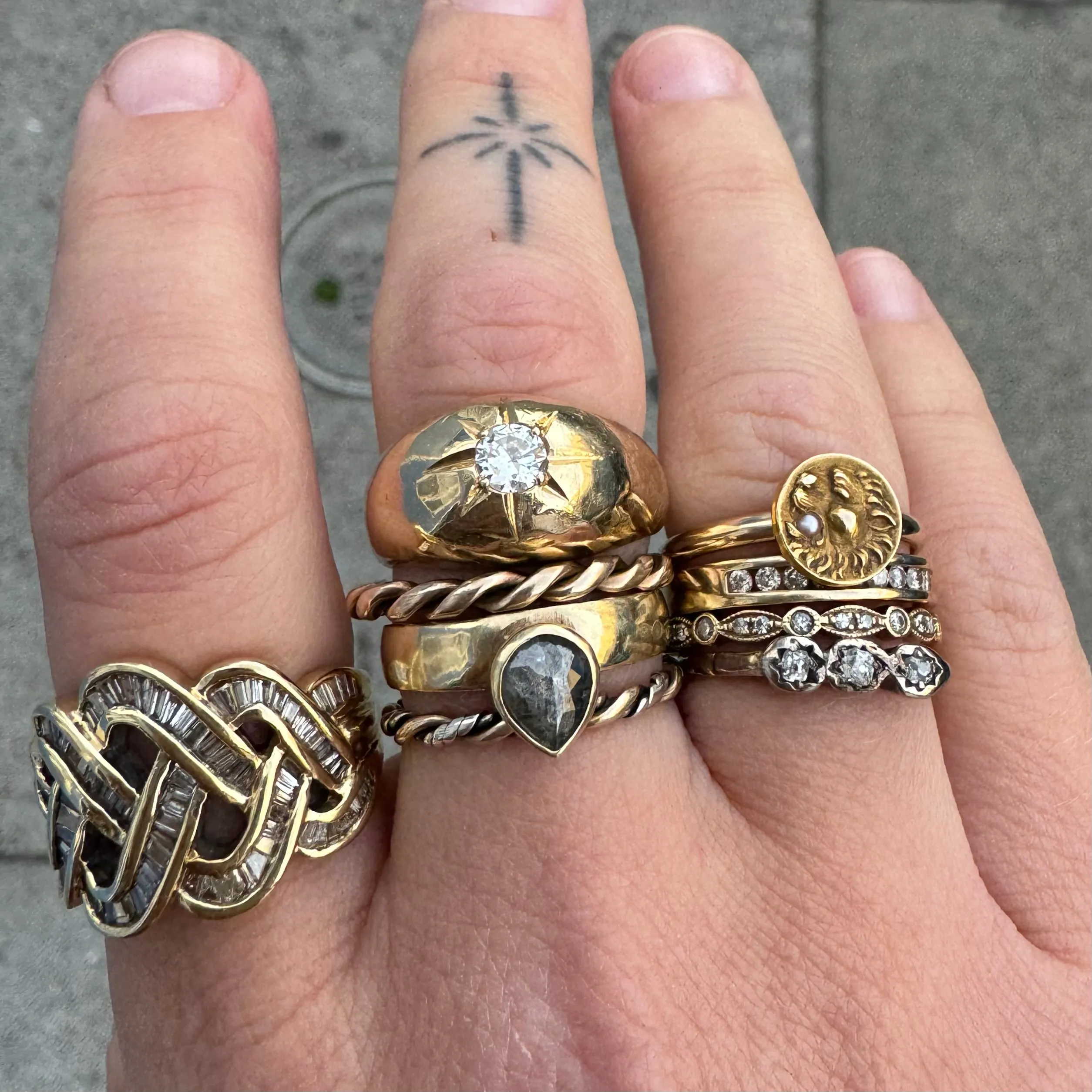 V I N T A G E // like a pretzel / 14k and baguette diamond very wide braided ring / size 6 to 6.5